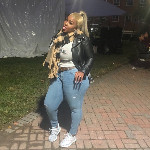 On In 15 minutes GIVVY’s all night lux or random 💕💕💕 - Picture 12 of 16